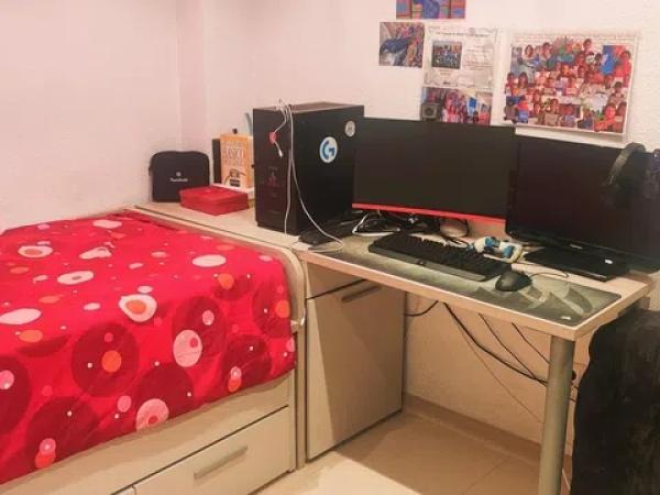 Piso en Barrio Mercado