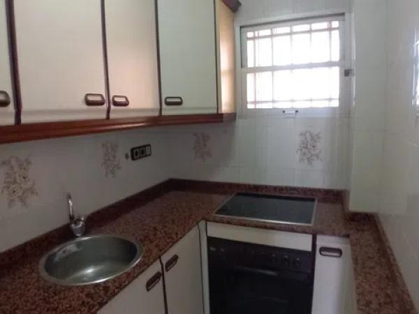 Estudio en calle Músico Vicente Spiteri