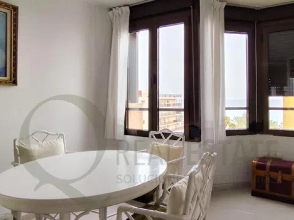 Piso en avenida de Holanda