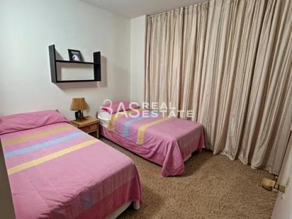 Piso en avenida de Holanda