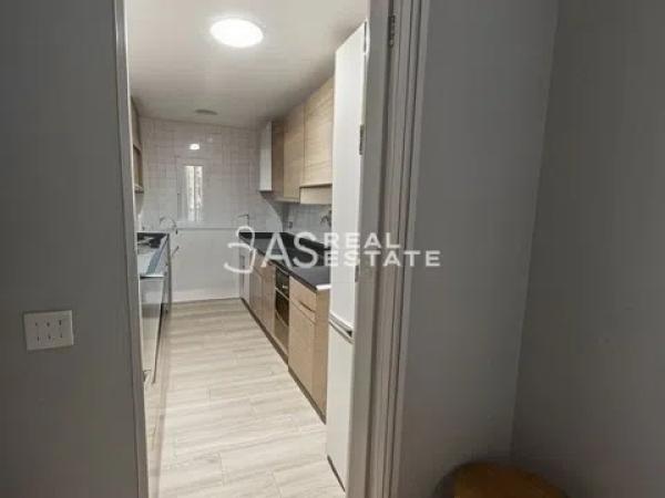 Piso en avenida de Holanda