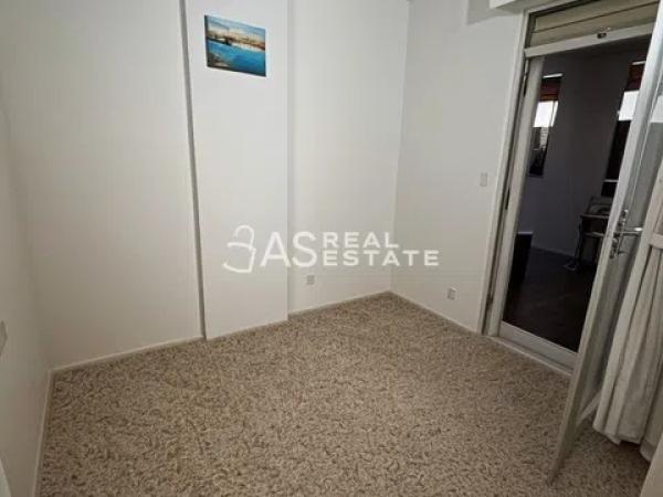 Piso en avenida de Holanda