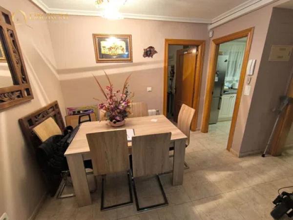 Piso en avenida Oviedo