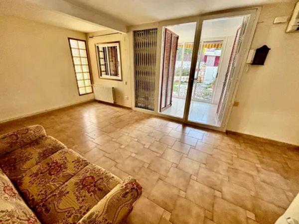 Chalet adosado en calle del Nudo