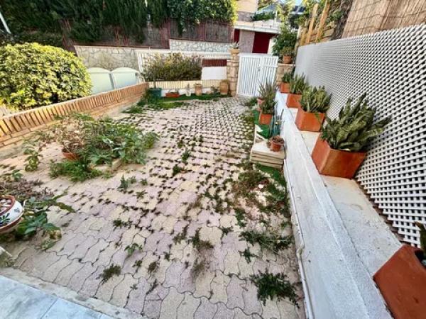 Chalet adosado en calle del Nudo