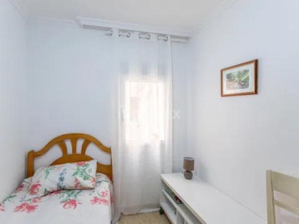 Piso en calle Pintor Pedro Camacho