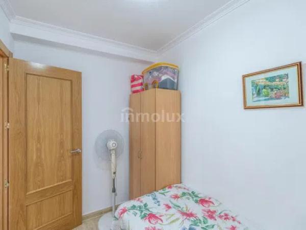 Piso en calle Pintor Pedro Camacho