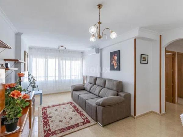 Piso en calle Pintor Pedro Camacho