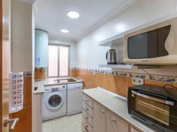 Piso en calle Pintor Pedro Camacho