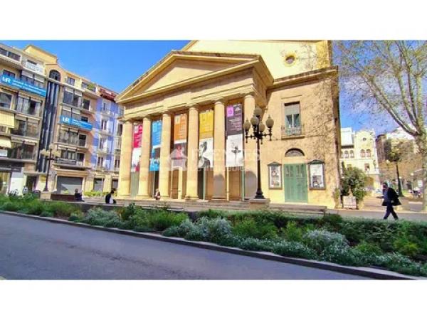 Piso en rambla de Méndez Núñez