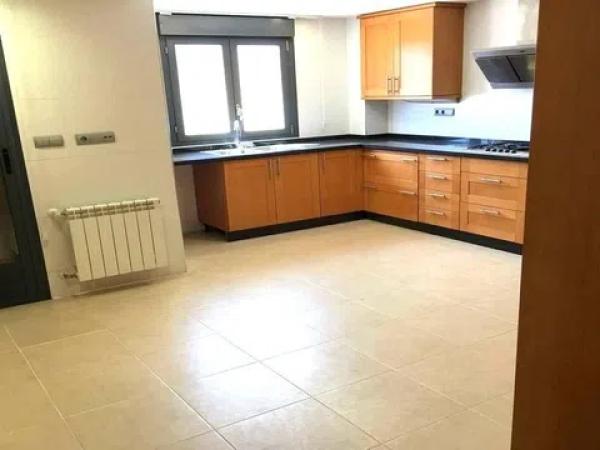 Piso en avenida General Marvá