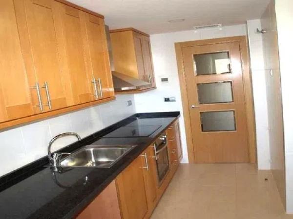 Piso en avenida General Marvá