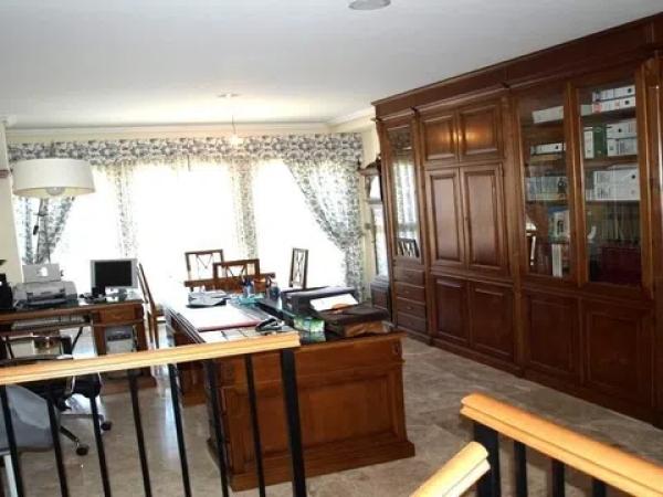 Piso en avenida General Marvá