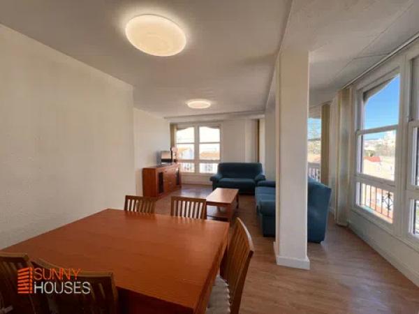 Piso en calle San Vicente