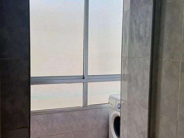 Piso en calle Reyes Católicos, 34