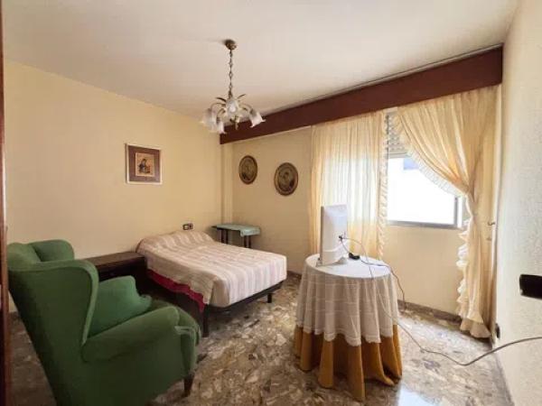 Piso en avenida Oscar Espla, 17