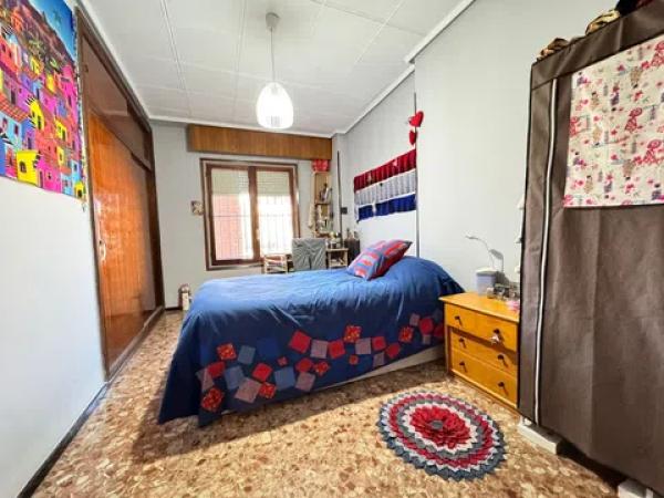 Casa independiente en calle Padre Perpiñán s/n