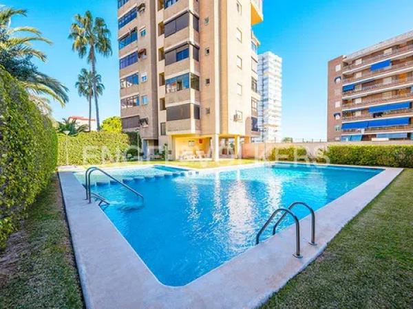 Piso en avenida de la Costa Blanca, 120