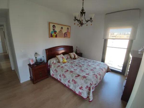 Piso en calle Tridente, 41