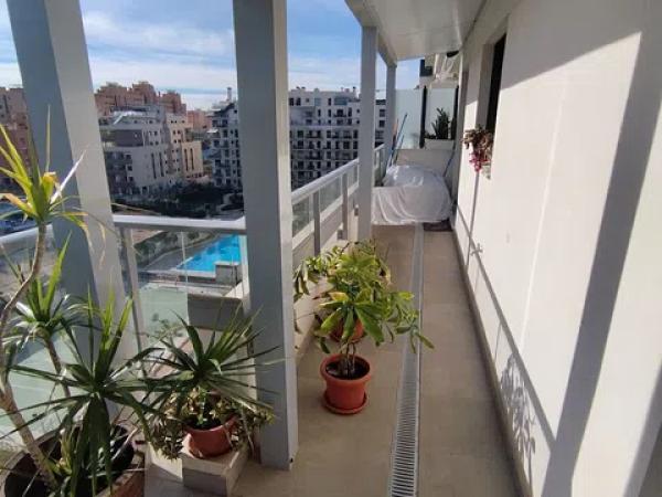 Piso en calle Tridente, 41