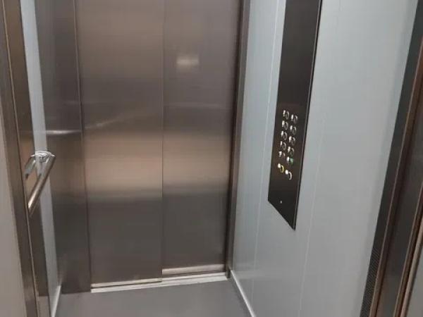 Piso en calle Tridente, 41