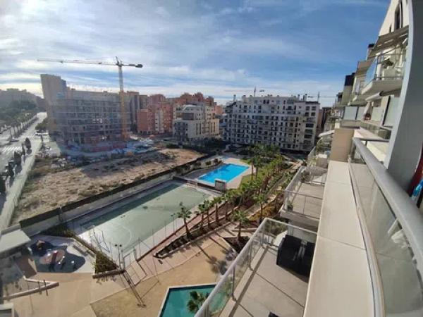 Piso en calle Tridente, 41