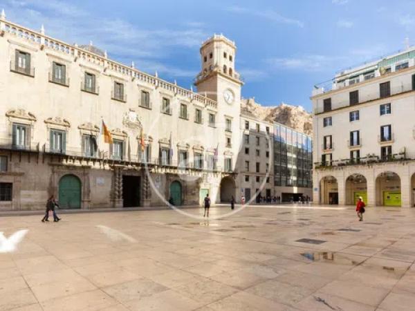 Dúplex en Barrio Virgen del Remedio - Parque lo Morant