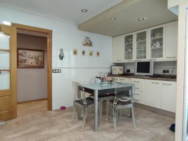 Piso en calle del Médico Pascual Pérez, 28