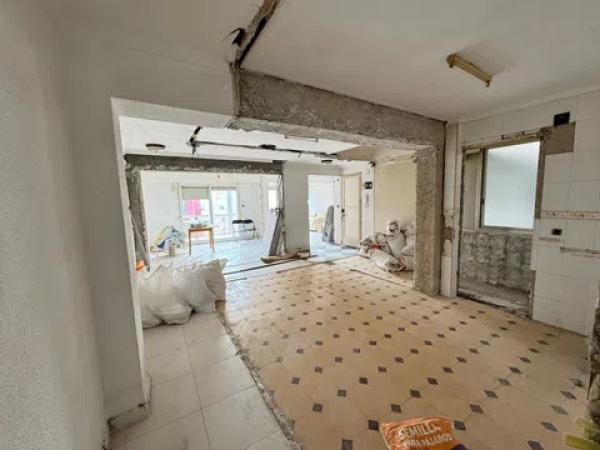 Piso en calle Reyes Católicos s/n