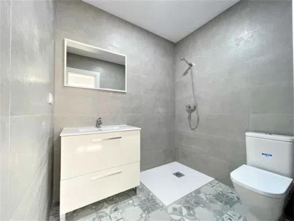 Piso en calle Reyes Católicos s/n