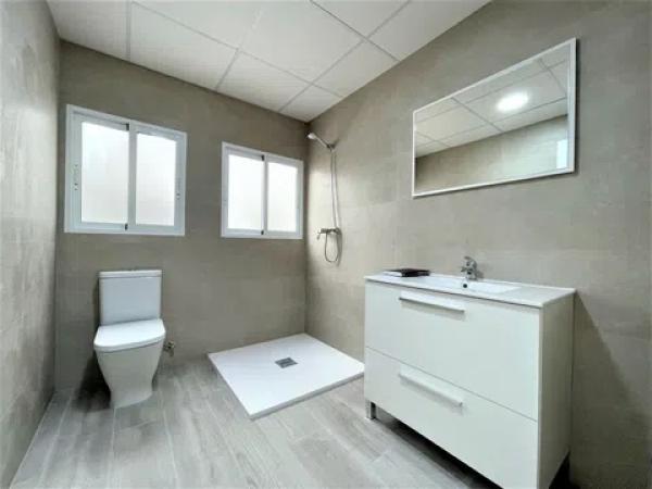 Piso en calle Reyes Católicos s/n