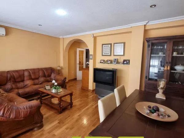 Piso en calle de Castelar