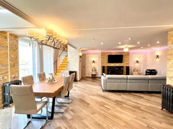 Dúplex en calle Catedratic Abelardo Rigual