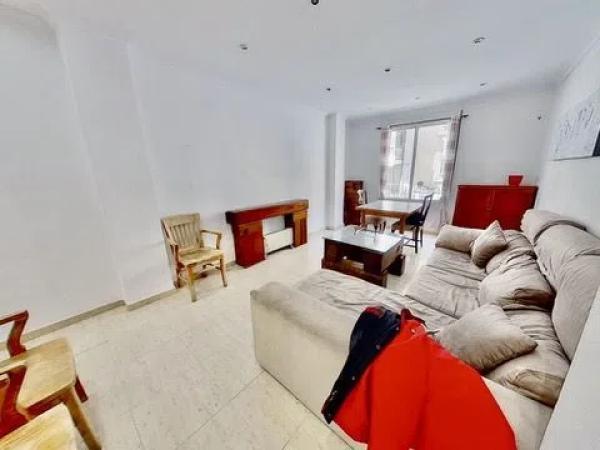 Piso en calle del Doctor Ayela