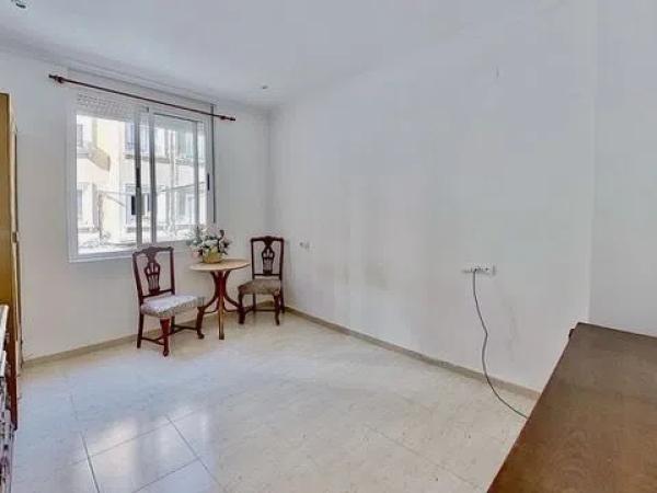 Piso en calle del Doctor Ayela