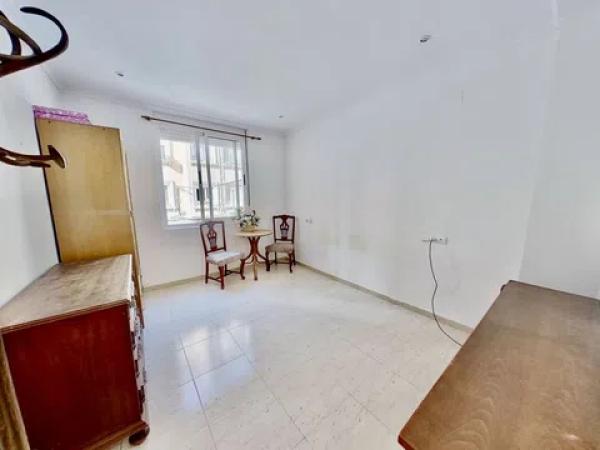 Piso en calle del Doctor Ayela