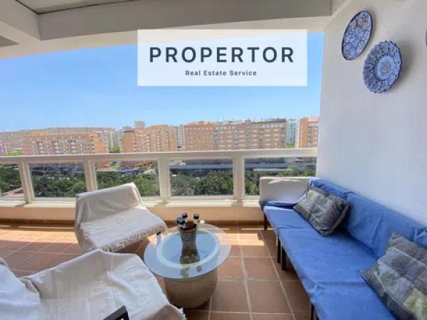 Dúplex en calle Maria Moliner