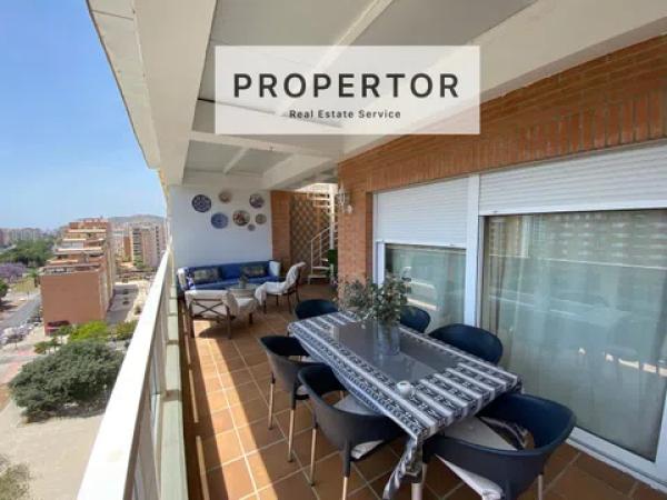 Dúplex en calle Maria Moliner