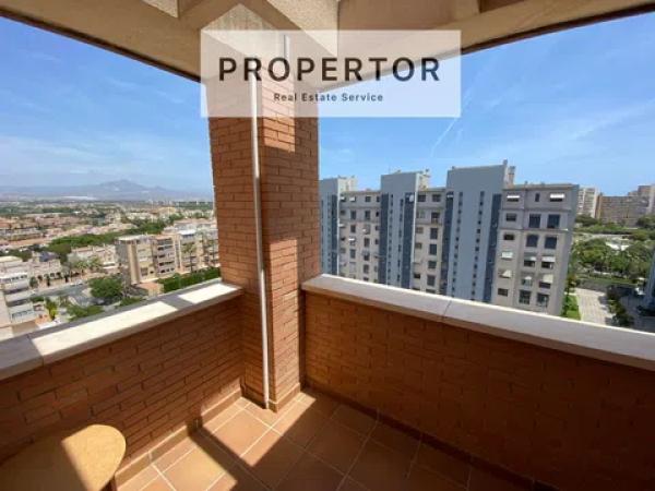 Dúplex en calle Maria Moliner