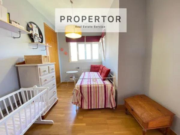 Dúplex en calle Maria Moliner