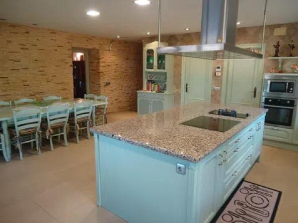 Chalet en Barrio Ciudad de Asís - Font-Calent - El Bacarot