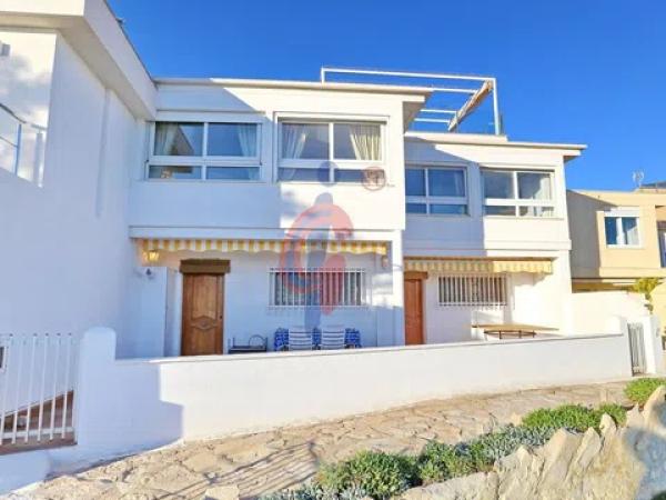 Chalet adosado en calle del Albatros, 4