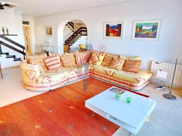 Chalet adosado en calle del Albatros, 4