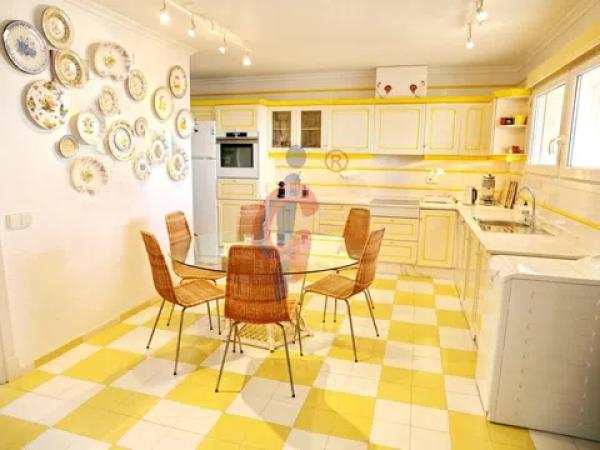 Chalet adosado en calle del Albatros, 4