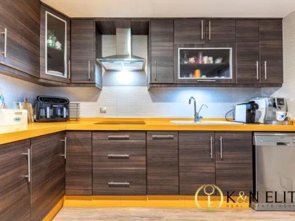 Chalet adosado en calle del Olimpo