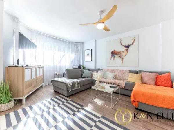 Chalet adosado en calle del Olimpo