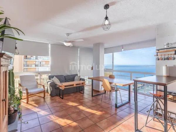 Piso en avenida de Villajoyosa