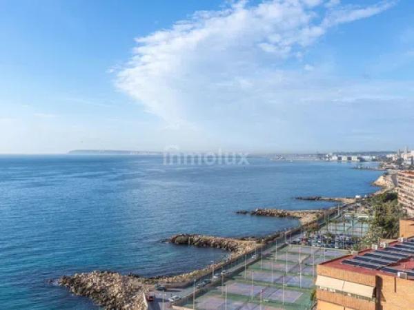 Piso en avenida de Villajoyosa