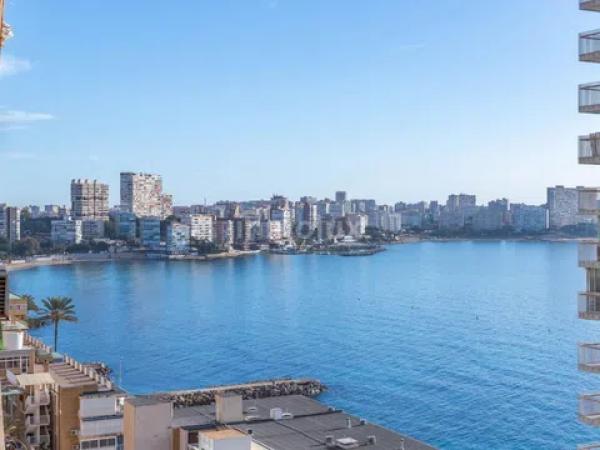 Piso en avenida de Villajoyosa