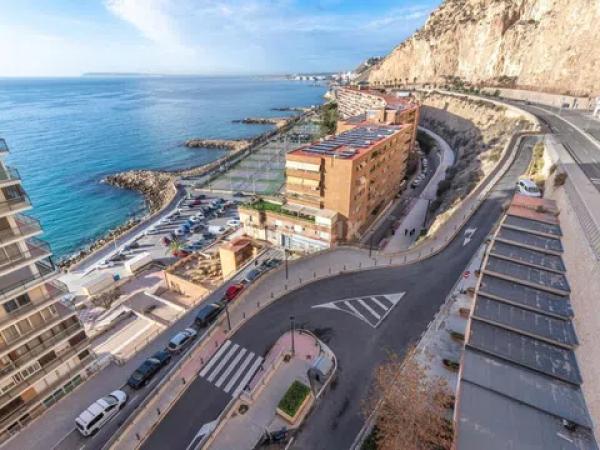 Piso en avenida de Villajoyosa